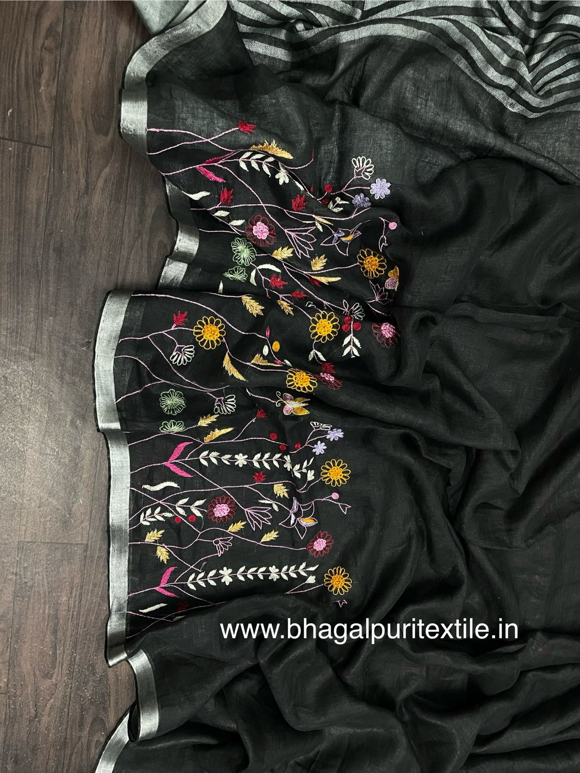 Kala Heritage Linen Saree
( Search Code-1037)