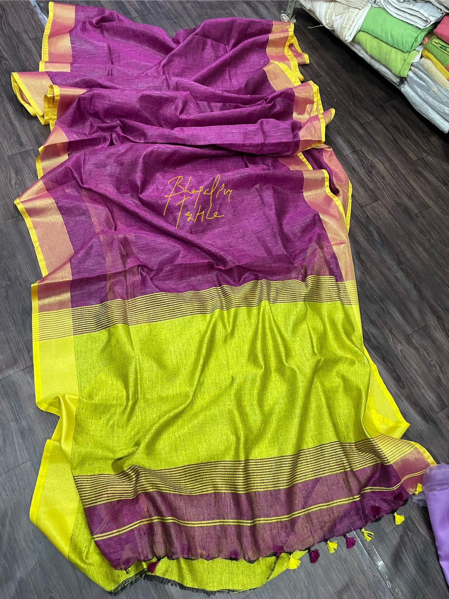 Platinate Purple Yarn Dye Linen Saree(Search Code-10119)