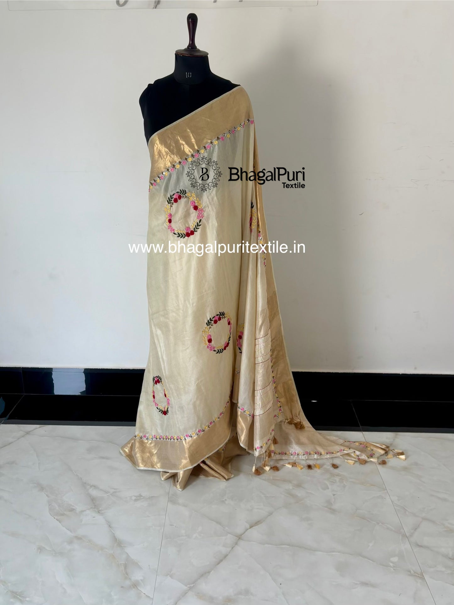 Zarafshan – Ivory Tussar Silk Saree with Intricate Hand-Embroidered Buta With Running Blouse 1m (Search Code-10192).