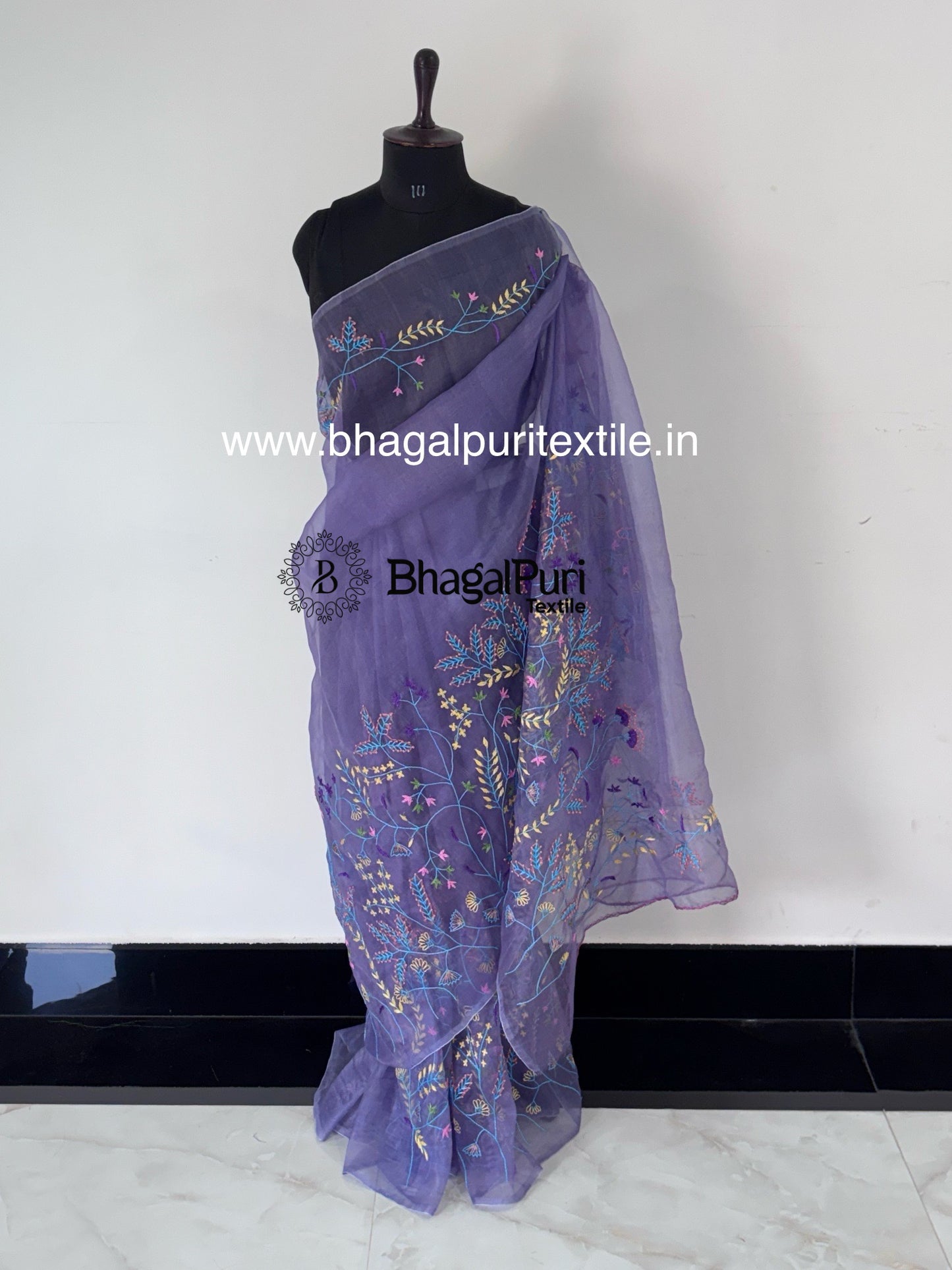 Aabira Organza Full 4.5 m Work Saree With Running Blouse 1 m (Seach Code-1097)