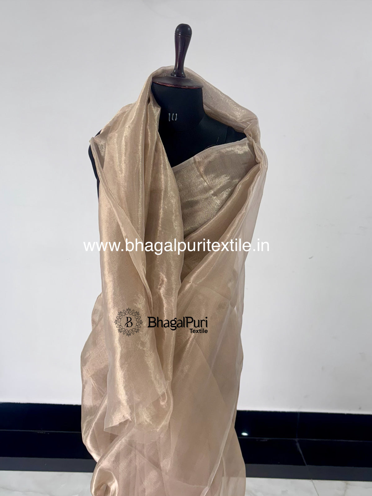 Antique Gold Tissue Silk Saree Handloom Gold Saree (Search Code-10159)