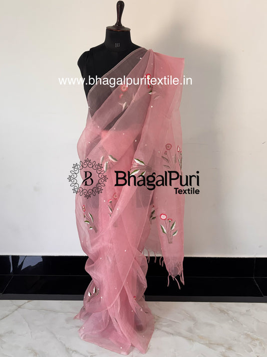 Noor-e-Nazakat – Powder Pink Organza Beadswork Embroidered Saree With Running Blouse 1M (Search code-10170).