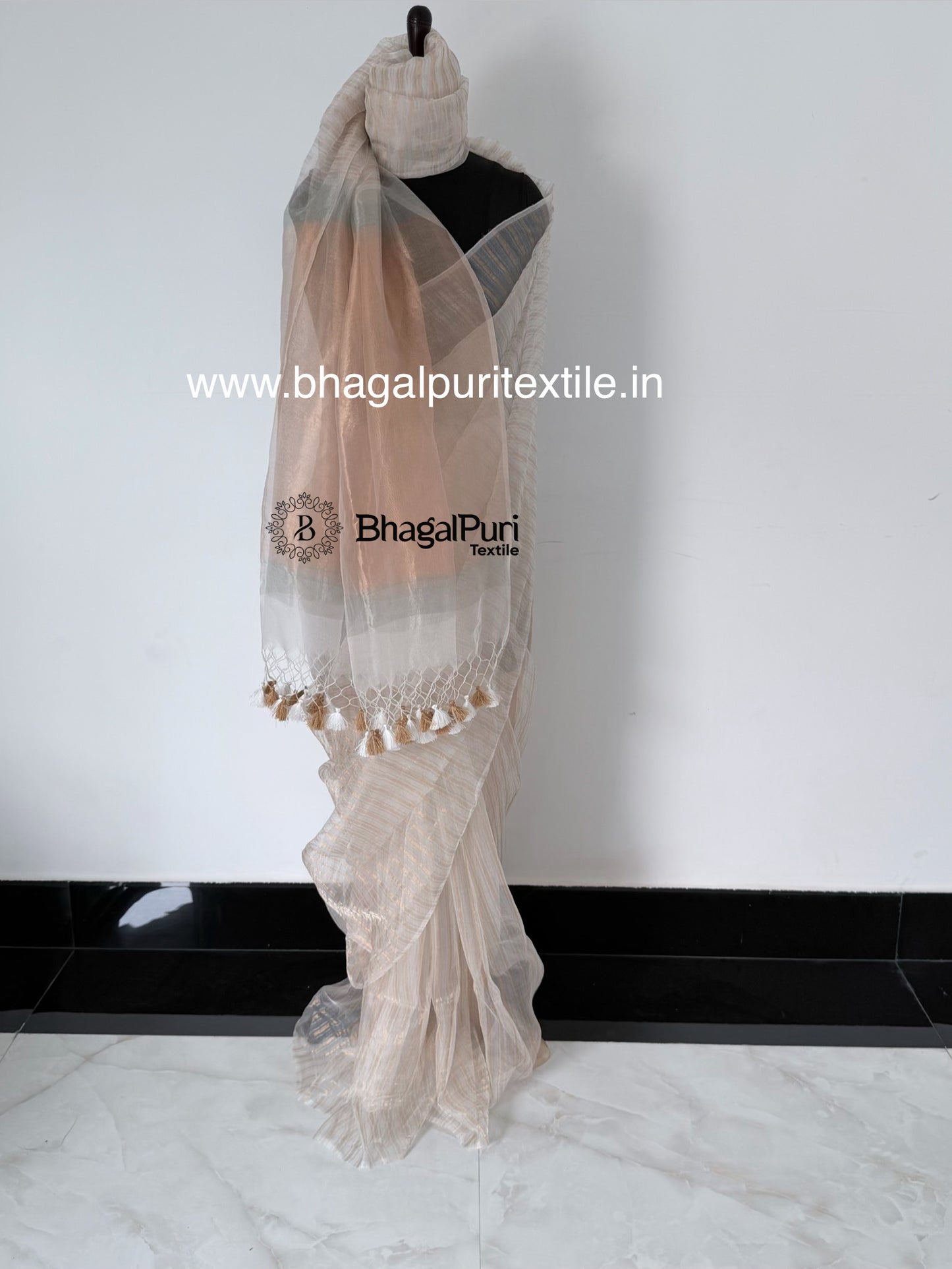Sunehri Noor Ivory Silver&Gold Stripes Organza Tissue Saree (Search Code-10189).