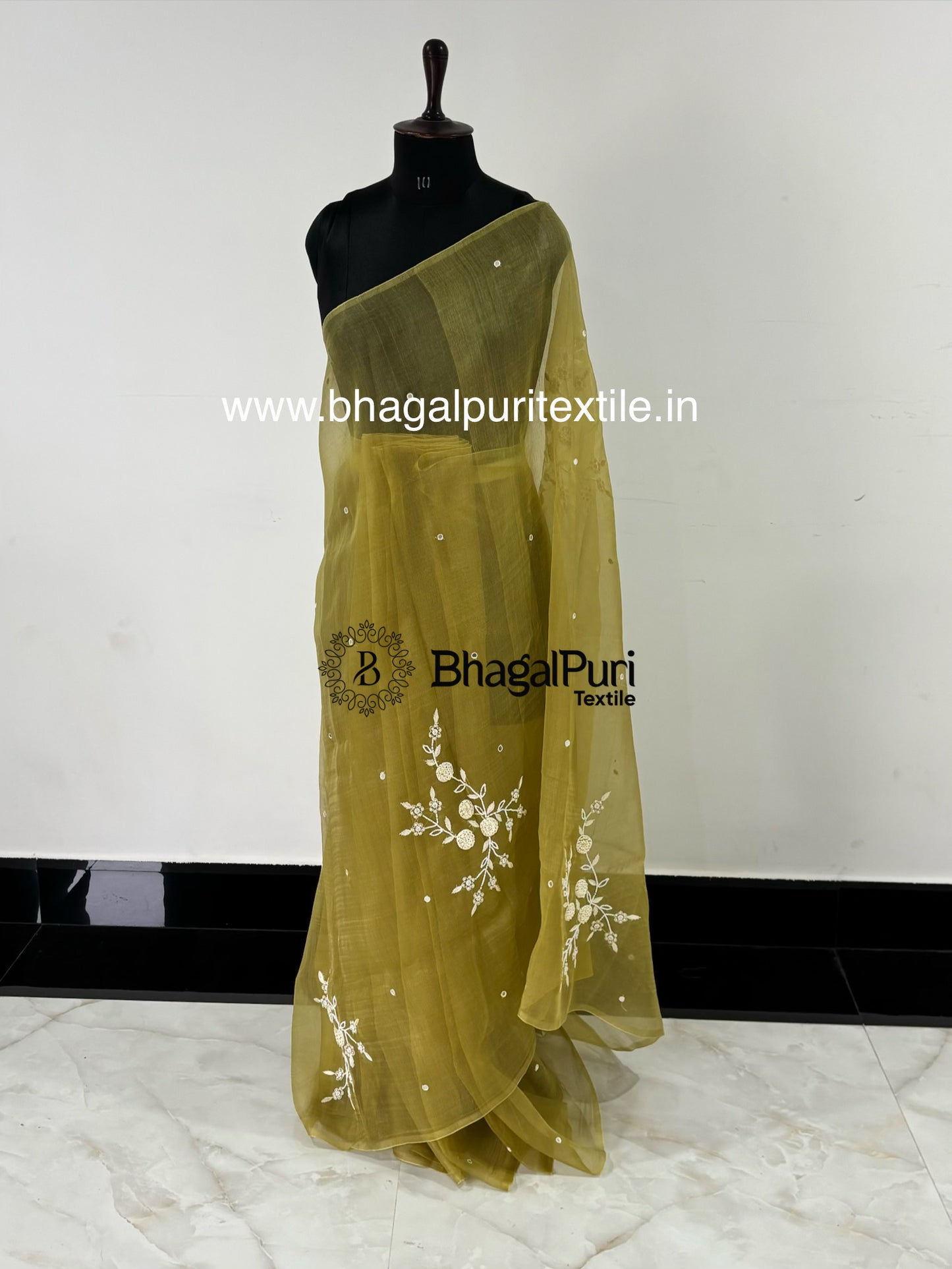 Royal Luxar Gold Hand-Beaded Organza Saree (Search Code-1046)
