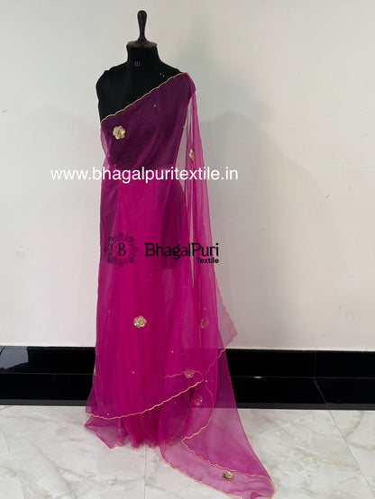 Gulnaar Bloom Magenta Pink Organza Handwork Saree with Floral Sequins & Scalloped Border (Search Code-10191).