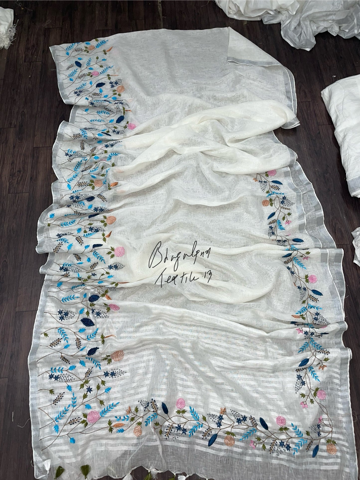 Majestic Handcrafted Linen Saree White (Search Code-1035)