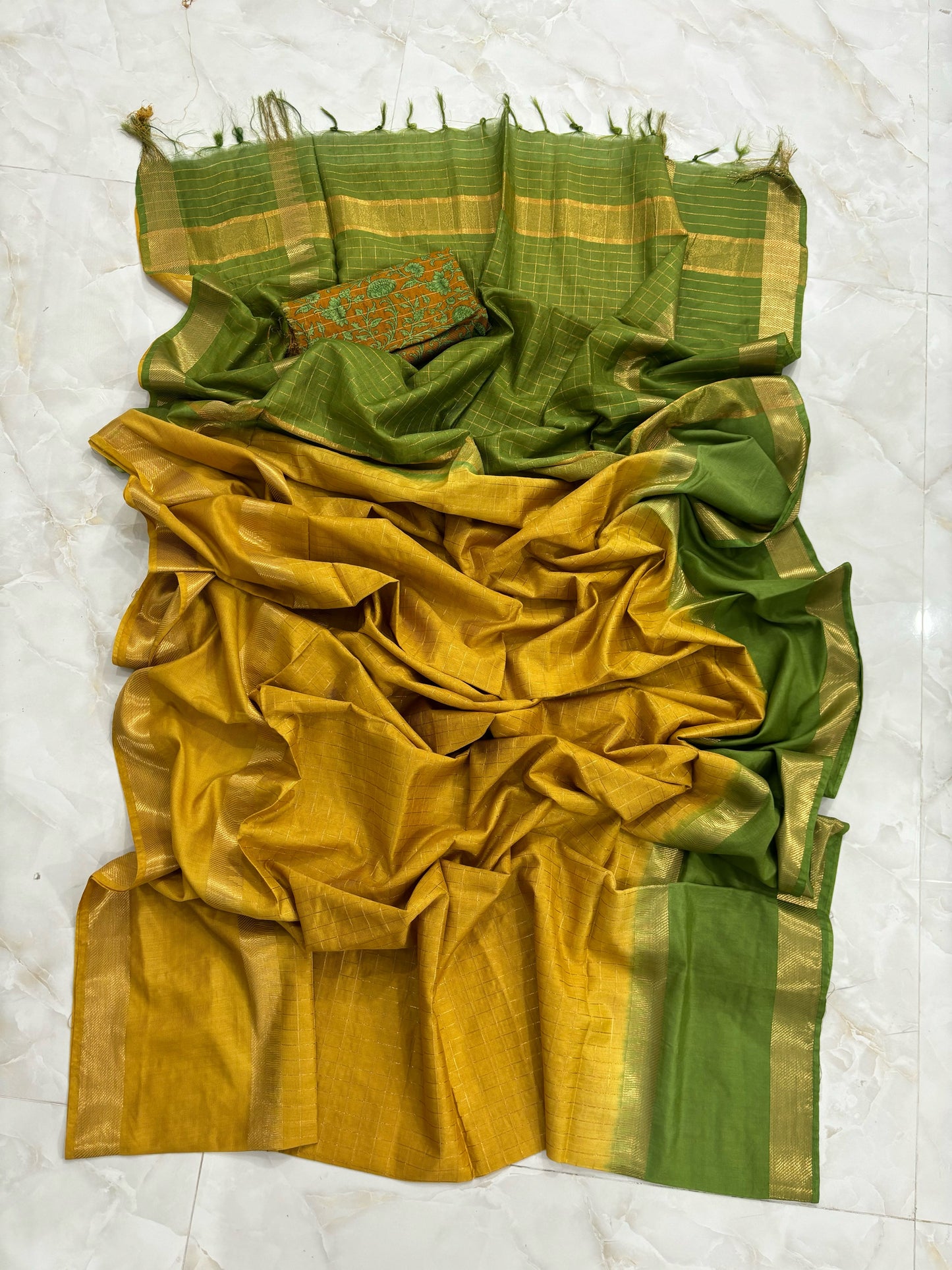 Mangalgiri Cotton Silk Saree With printed Blouse