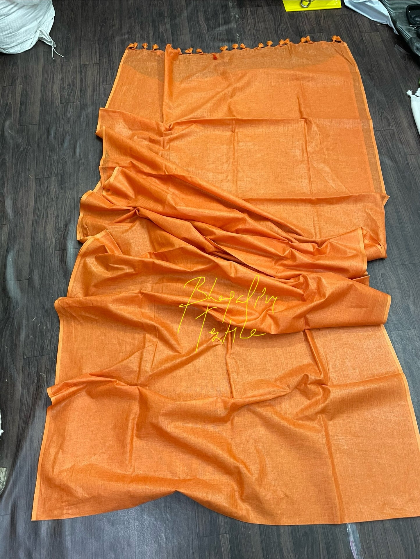 Classic Linen Chic Saree(Search Code-10118)