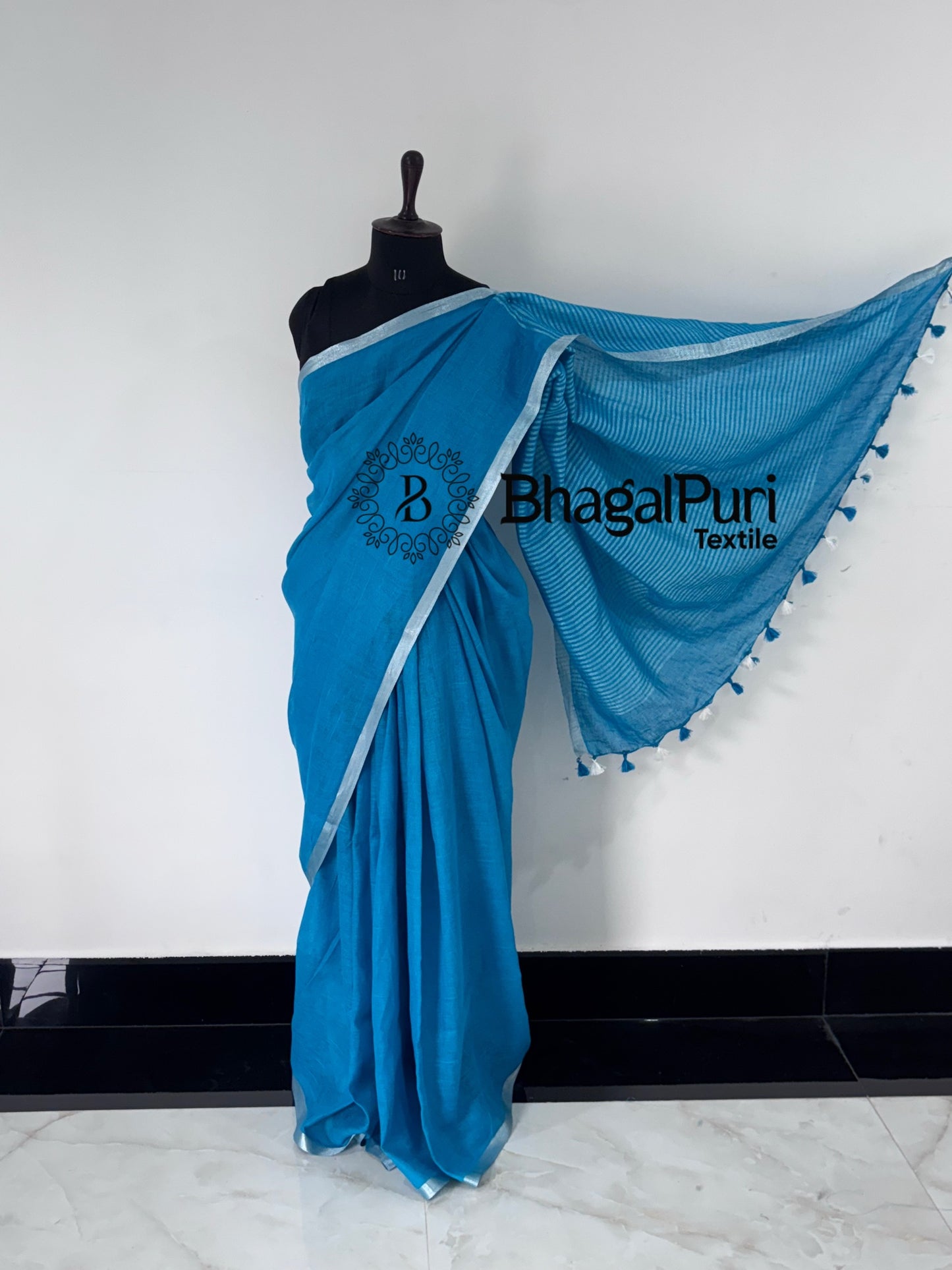 Tana Bana Linen Saree With Contrast Blouse 1 m (Search code-1080)