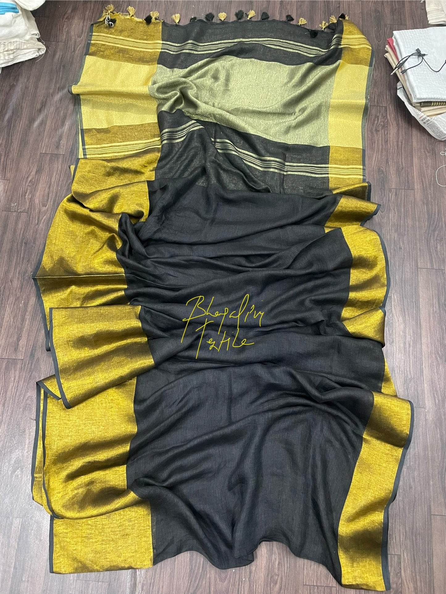 Linen Mahapad Kala Saree(Search Code-10110)