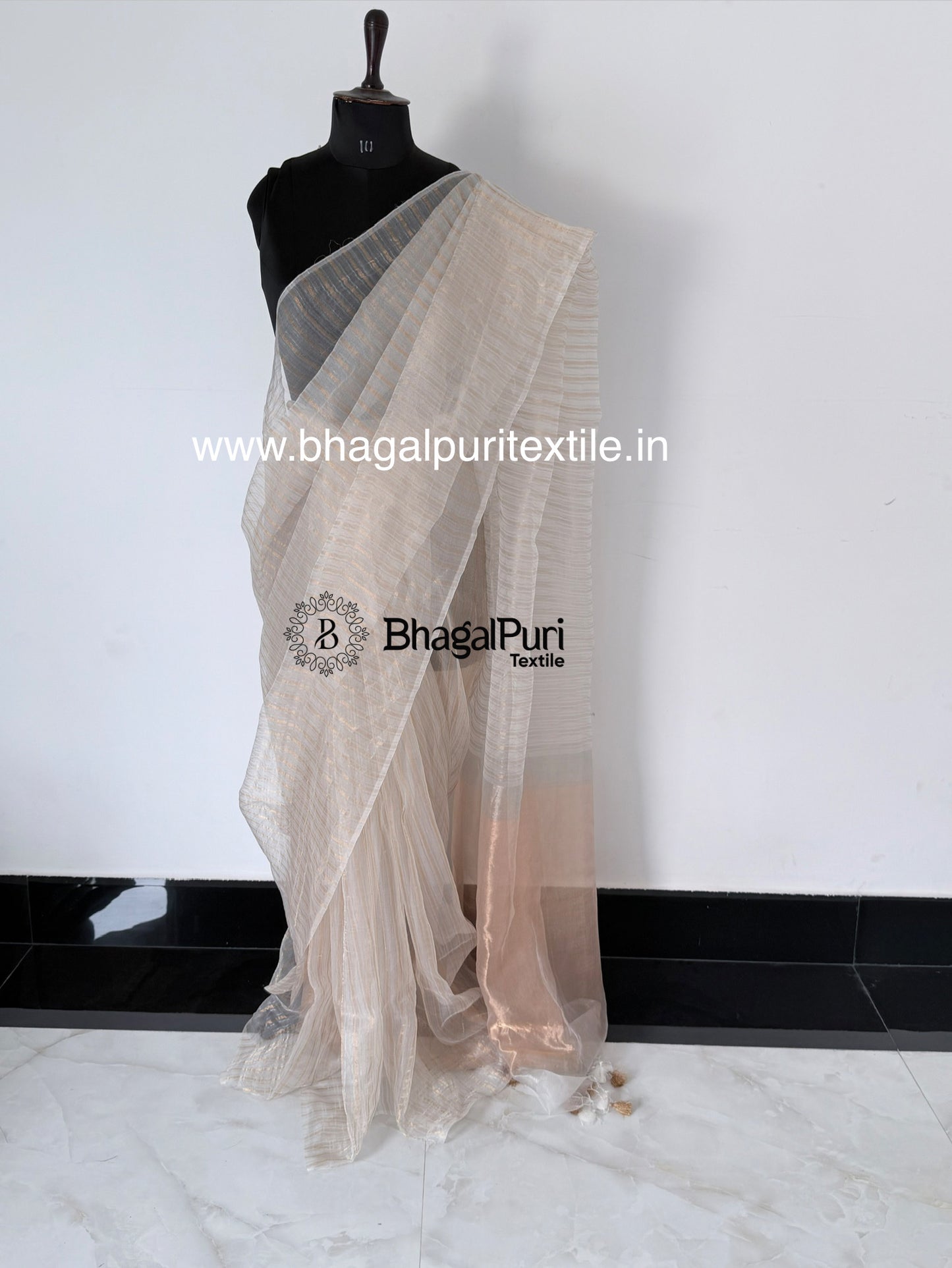 Sunehri Noor Ivory Silver&Gold Stripes Organza Tissue Saree (Search Code-10189).