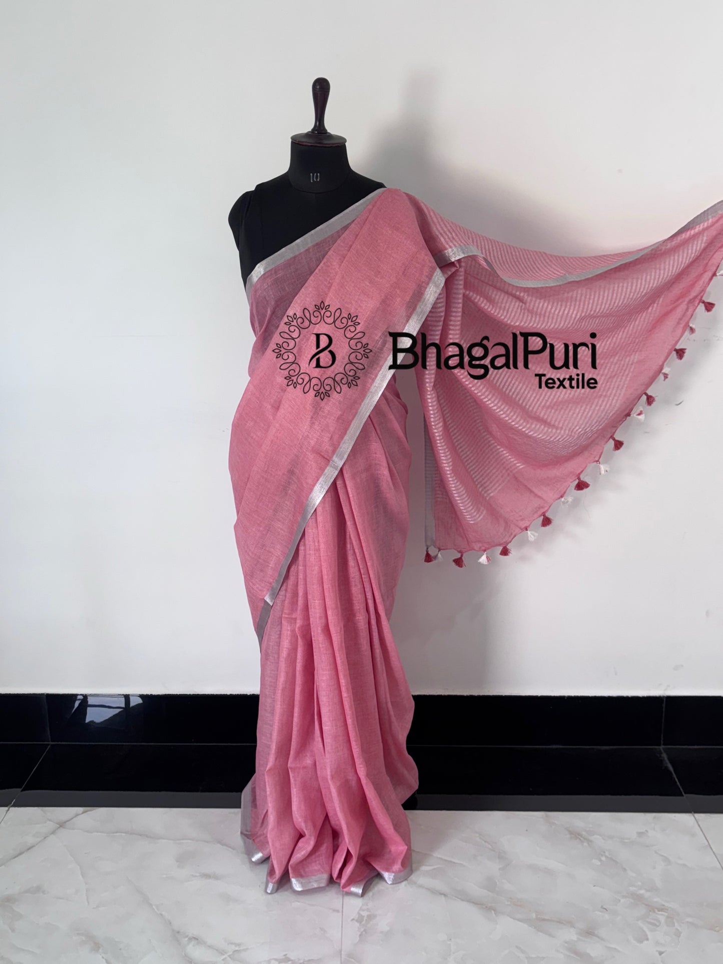 Tana Bana Linen Saree With Contrast Blouse 1 m (Search code-1080)