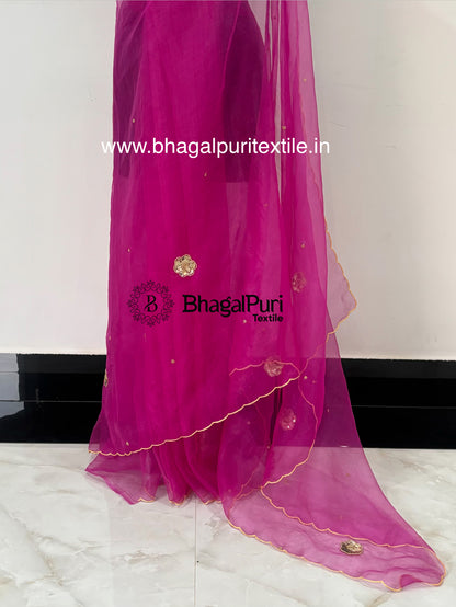 Gulnaar Bloom Magenta Pink Organza Handwork Saree with Floral Sequins & Scalloped Border (Search Code-10191).