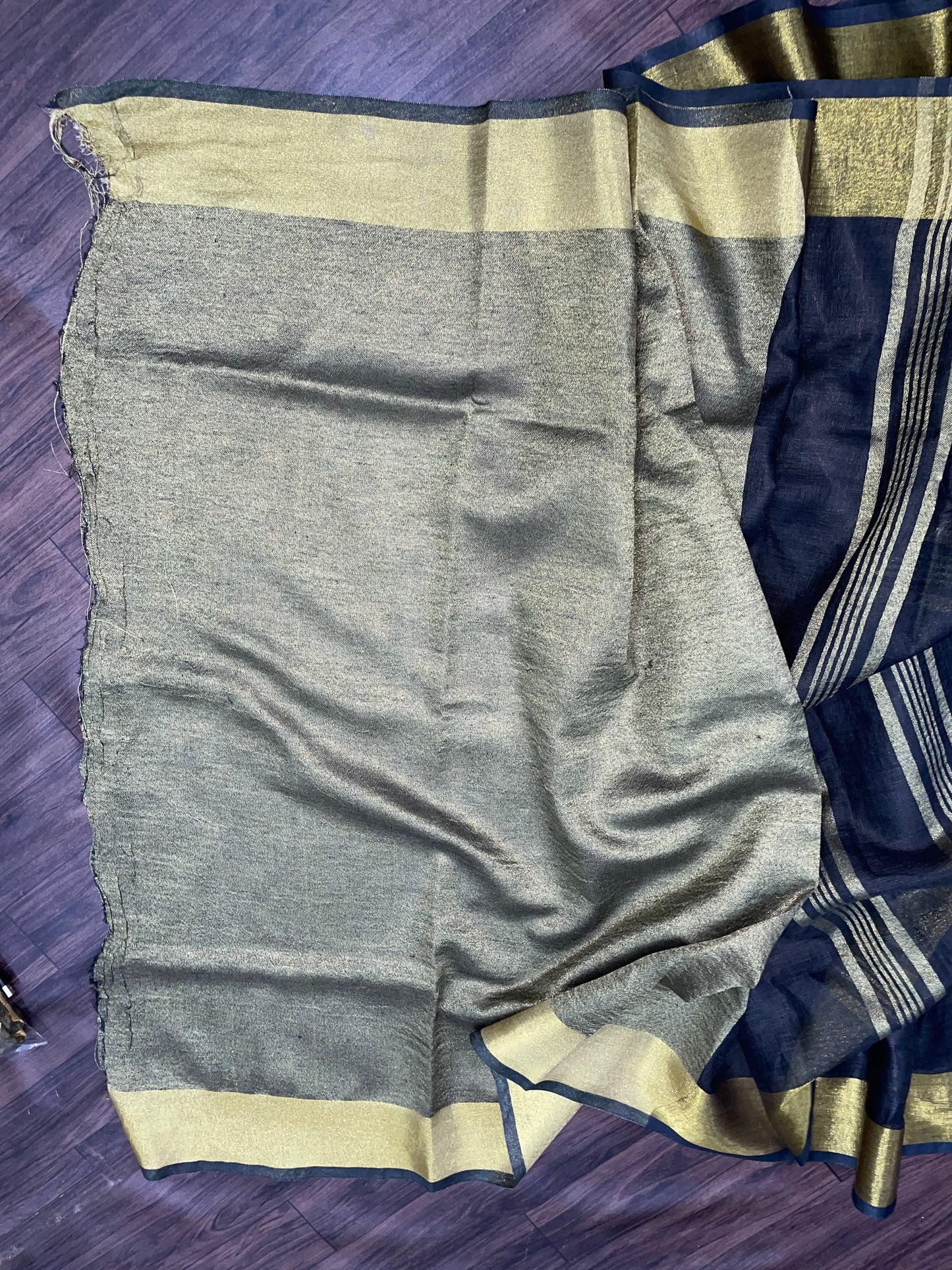 Linen kala saree(Search Code-10114)