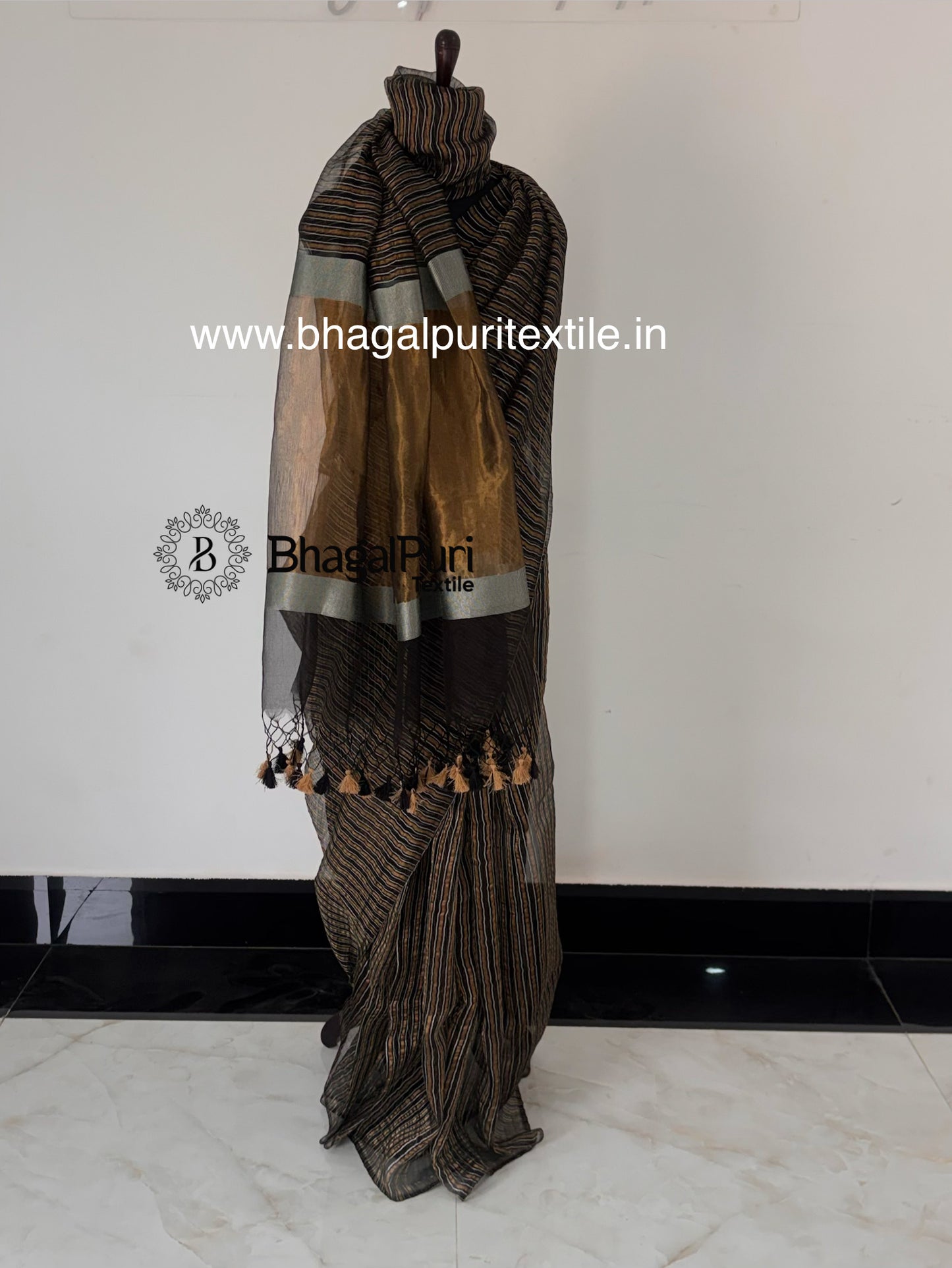 Twin Shine Gold & Silver Stripes Tissue Silk Saree with Contrast Pallu (Search Code-10189).